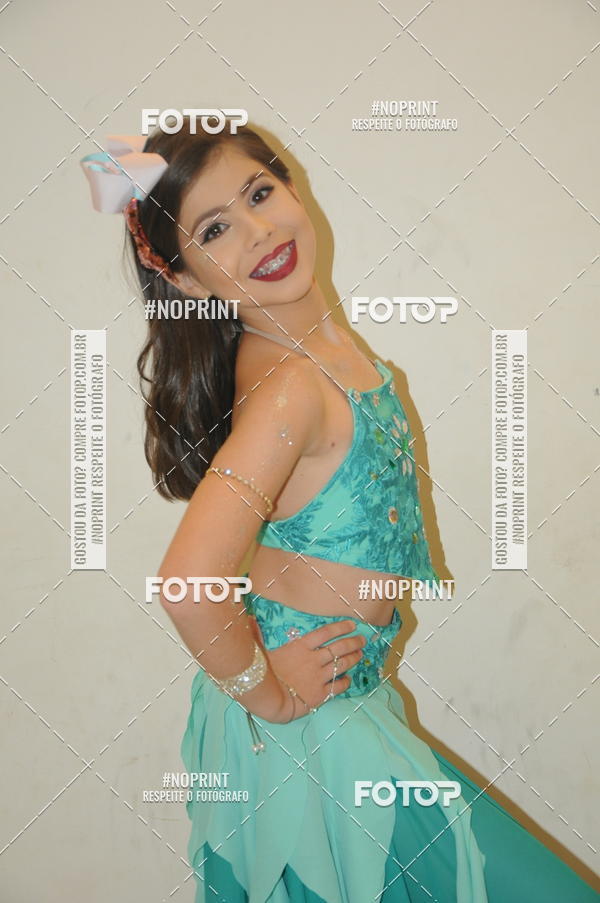 Buy your photos of the eventJardim Secreto - Espetaculo de Dana on Fotop