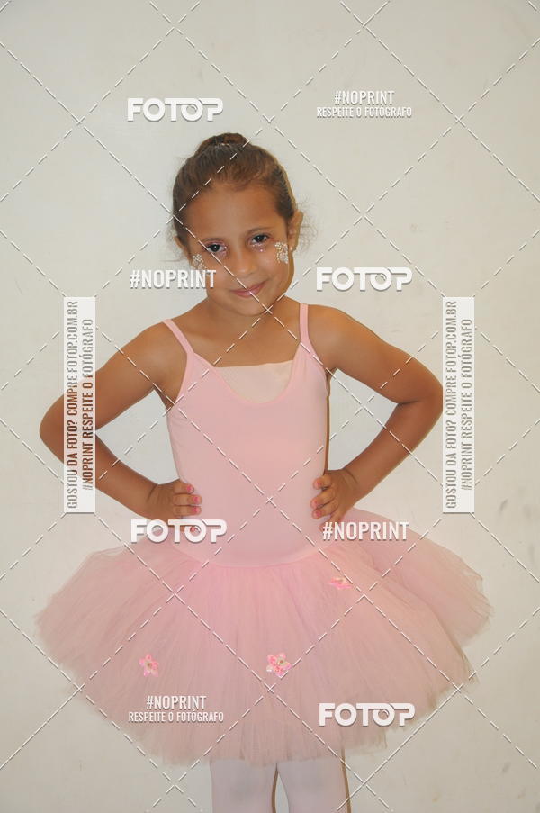 Buy your photos of the eventJardim Secreto - Espetaculo de Dana on Fotop