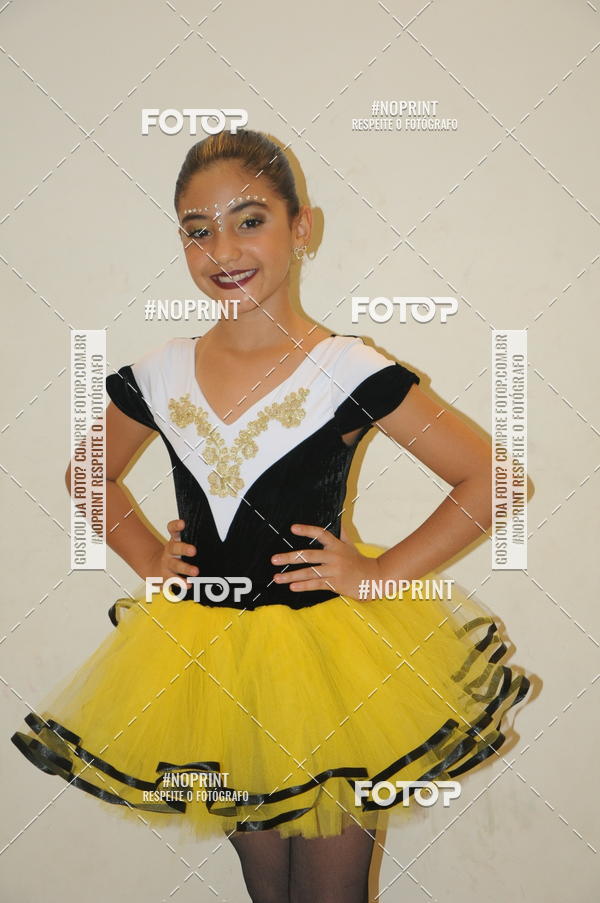 Buy your photos of the eventJardim Secreto - Espetaculo de Dana on Fotop