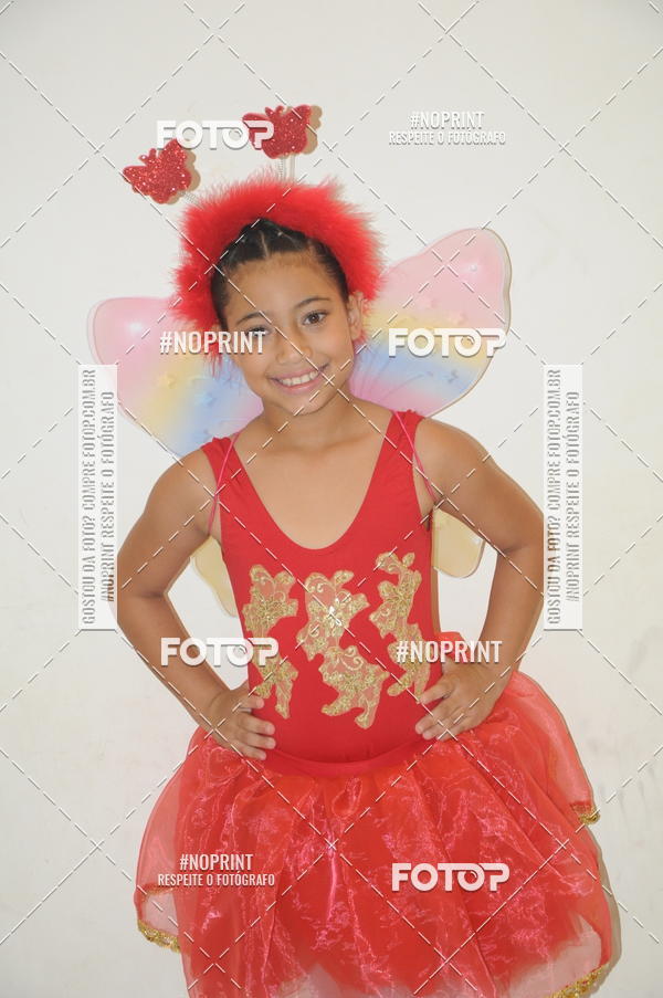 Buy your photos of the eventJardim Secreto - Espetaculo de Dana on Fotop