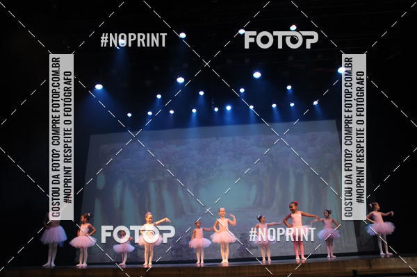 Buy your photos of the eventJardim Secreto - Espetaculo de Dana on Fotop