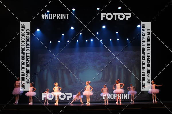 Buy your photos of the eventJardim Secreto - Espetaculo de Dana on Fotop