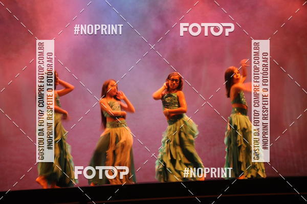 Buy your photos of the eventJardim Secreto - Espetaculo de Dana on Fotop