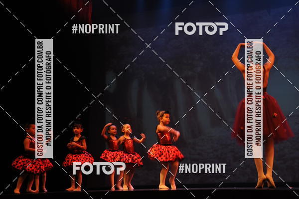 Buy your photos of the eventJardim Secreto - Espetaculo de Dana on Fotop