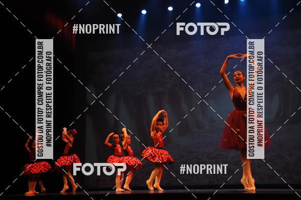 Buy your photos of the eventJardim Secreto - Espetaculo de Dana on Fotop