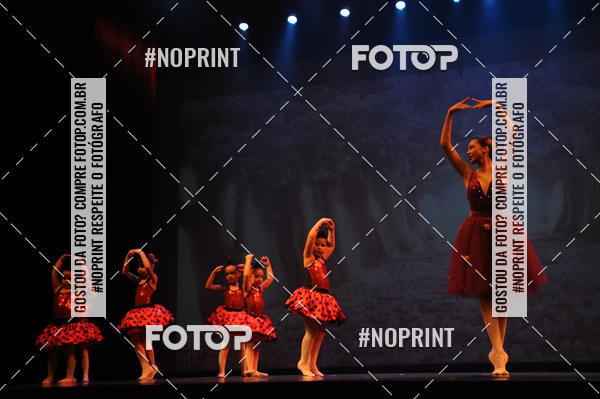 Buy your photos of the eventJardim Secreto - Espetaculo de Dana on Fotop