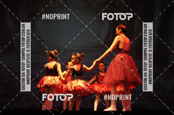 Buy your photos of the eventJardim Secreto - Espetaculo de Dana on Fotop