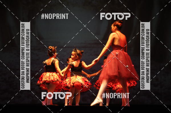 Buy your photos of the eventJardim Secreto - Espetaculo de Dana on Fotop