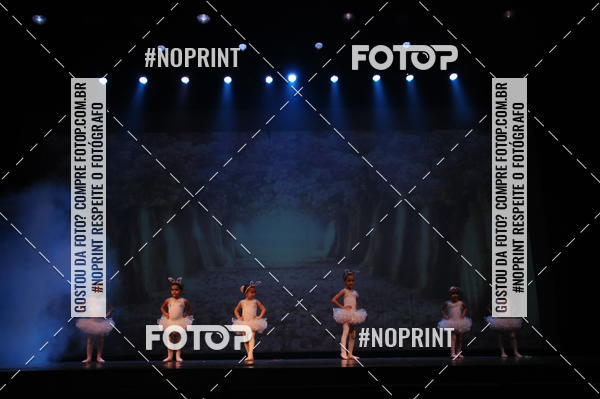 Buy your photos of the eventJardim Secreto - Espetaculo de Dana on Fotop