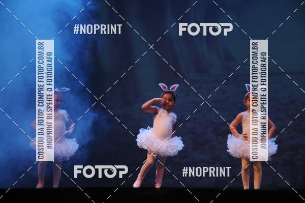 Buy your photos of the eventJardim Secreto - Espetaculo de Dana on Fotop