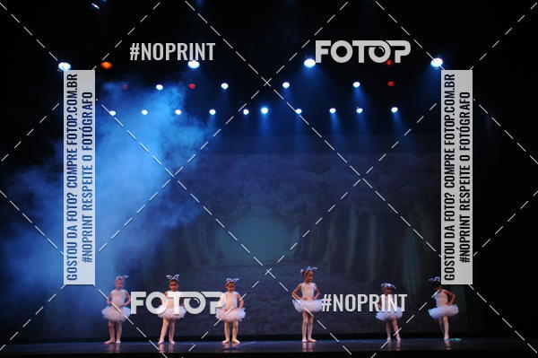 Buy your photos of the eventJardim Secreto - Espetaculo de Dana on Fotop