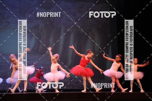 Buy your photos of the eventJardim Secreto - Espetaculo de Dana on Fotop