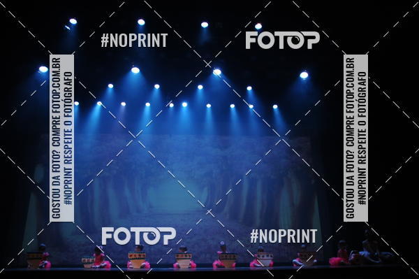 Buy your photos of the eventJardim Secreto - Espetaculo de Dana on Fotop