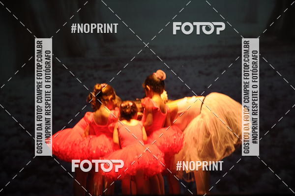 Buy your photos of the eventJardim Secreto - Espetaculo de Dana on Fotop