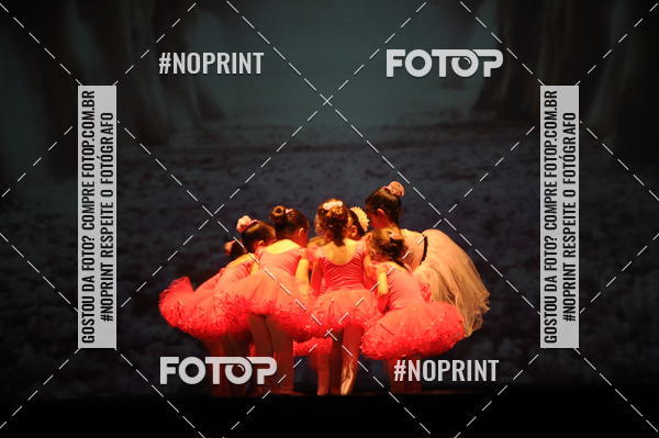 Buy your photos of the eventJardim Secreto - Espetaculo de Dana on Fotop