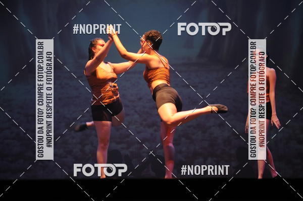 Buy your photos of the eventJardim Secreto - Espetaculo de Dana on Fotop