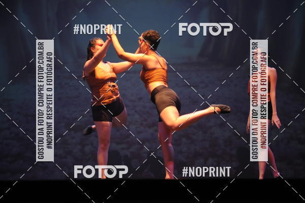 Buy your photos of the eventJardim Secreto - Espetaculo de Dana on Fotop