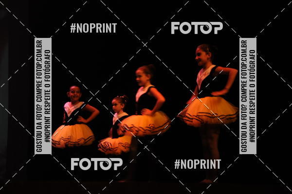 Buy your photos of the eventJardim Secreto - Espetaculo de Dana on Fotop