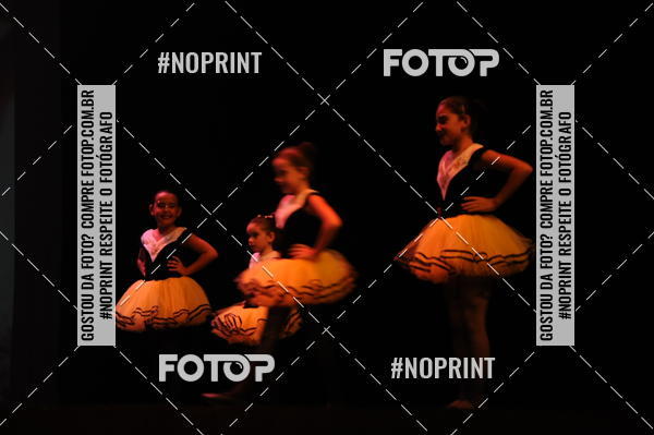 Buy your photos of the eventJardim Secreto - Espetaculo de Dana on Fotop