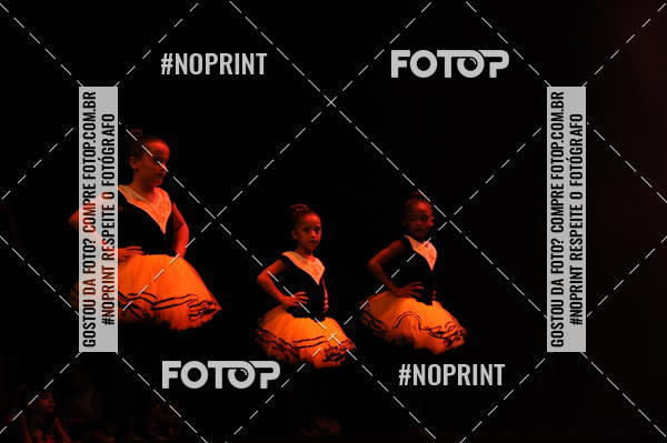 Buy your photos of the eventJardim Secreto - Espetaculo de Dana on Fotop