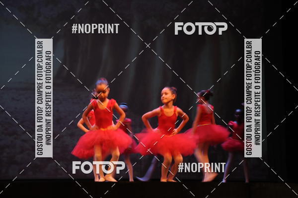 Buy your photos of the eventJardim Secreto - Espetaculo de Dana on Fotop