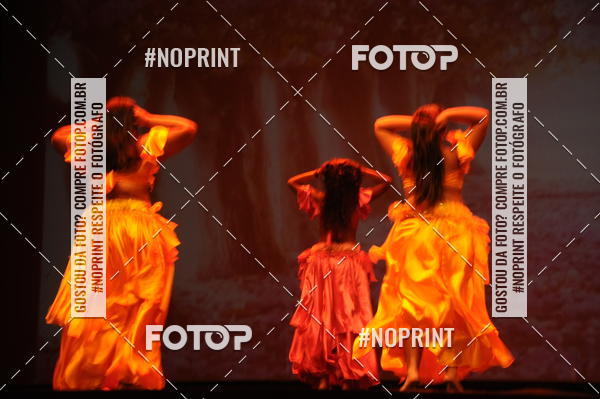 Buy your photos of the eventJardim Secreto - Espetaculo de Dana on Fotop