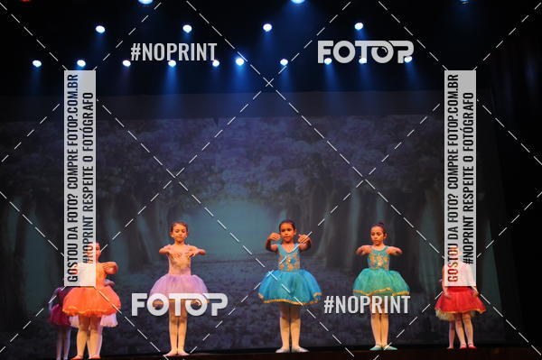 Buy your photos of the eventJardim Secreto - Espetaculo de Dana on Fotop