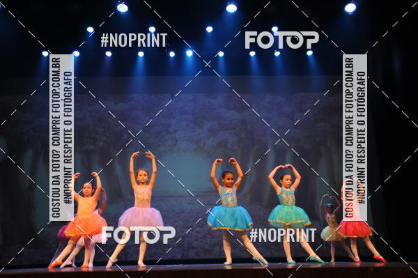 Buy your photos of the eventJardim Secreto - Espetaculo de Dana on Fotop