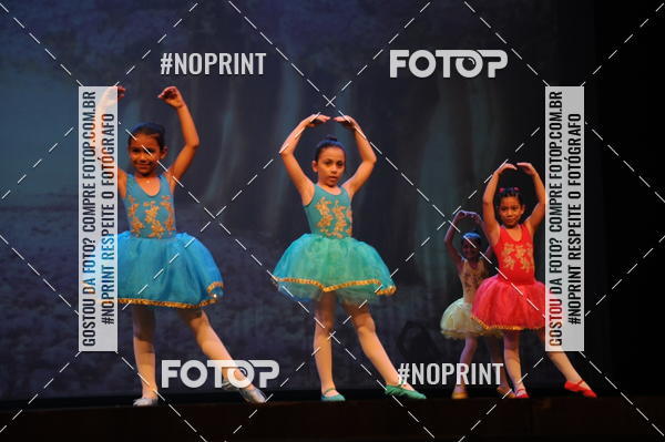 Buy your photos of the eventJardim Secreto - Espetaculo de Dana on Fotop