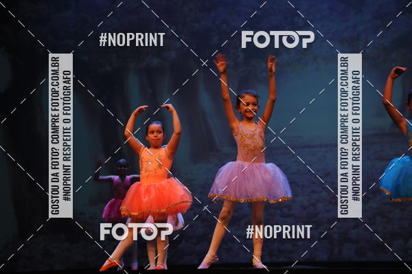 Buy your photos of the eventJardim Secreto - Espetaculo de Dana on Fotop