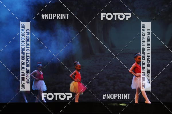 Buy your photos of the eventJardim Secreto - Espetaculo de Dana on Fotop