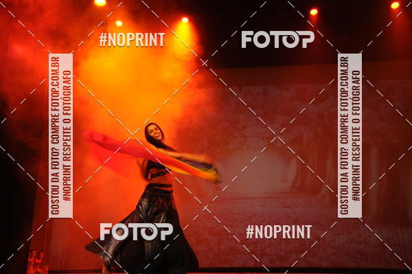 Buy your photos of the eventJardim Secreto - Espetaculo de Dana on Fotop