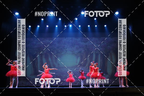 Buy your photos of the eventJardim Secreto - Espetaculo de Dana on Fotop