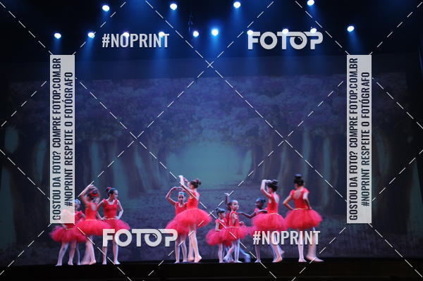 Buy your photos of the eventJardim Secreto - Espetaculo de Dana on Fotop