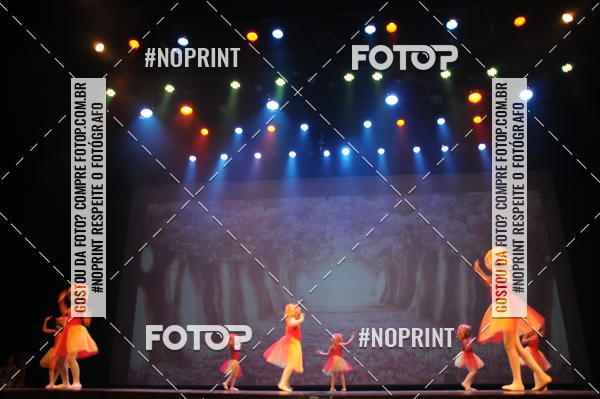 Buy your photos of the eventJardim Secreto - Espetaculo de Dana on Fotop