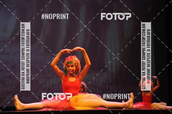 Buy your photos of the eventJardim Secreto - Espetaculo de Dana on Fotop