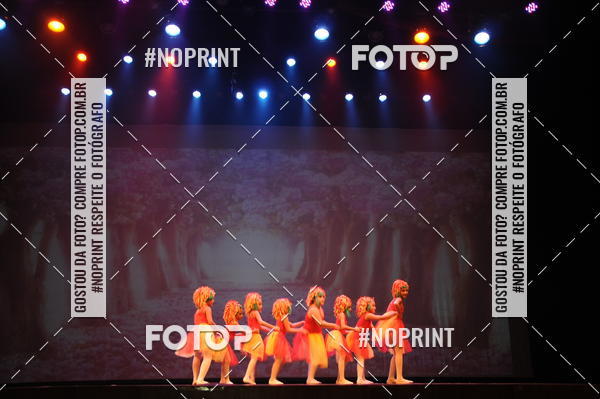 Buy your photos of the eventJardim Secreto - Espetaculo de Dana on Fotop