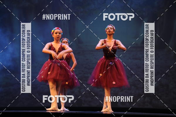 Buy your photos of the eventJardim Secreto - Espetaculo de Dana on Fotop