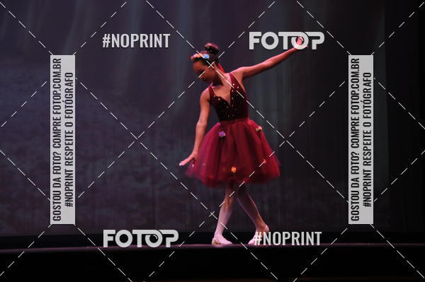 Buy your photos of the eventJardim Secreto - Espetaculo de Dana on Fotop