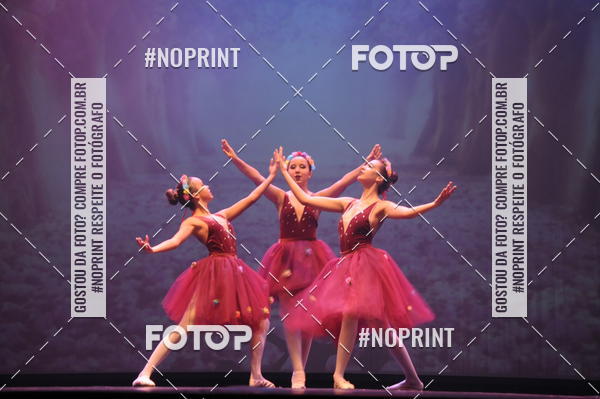 Buy your photos of the eventJardim Secreto - Espetaculo de Dana on Fotop