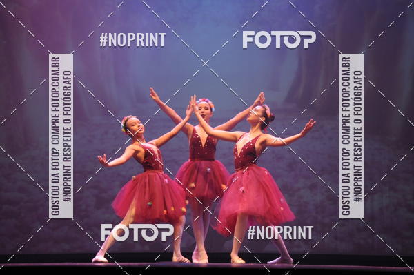 Buy your photos of the eventJardim Secreto - Espetaculo de Dana on Fotop