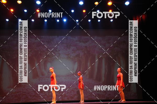 Buy your photos of the eventJardim Secreto - Espetaculo de Dana on Fotop