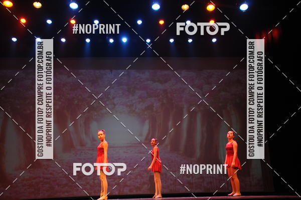 Buy your photos of the eventJardim Secreto - Espetaculo de Dana on Fotop