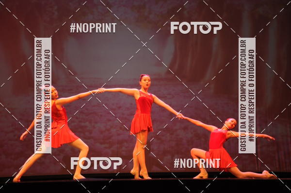 Buy your photos of the eventJardim Secreto - Espetaculo de Dana on Fotop