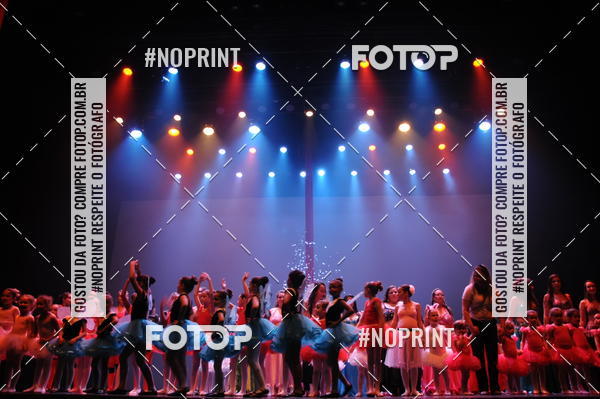 Buy your photos of the eventJardim Secreto - Espetaculo de Dana on Fotop