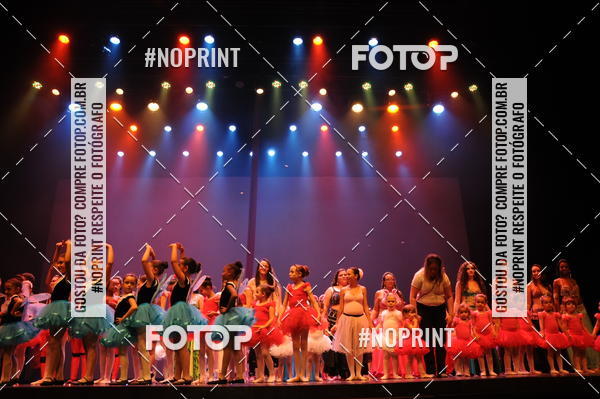 Buy your photos of the eventJardim Secreto - Espetaculo de Dana on Fotop