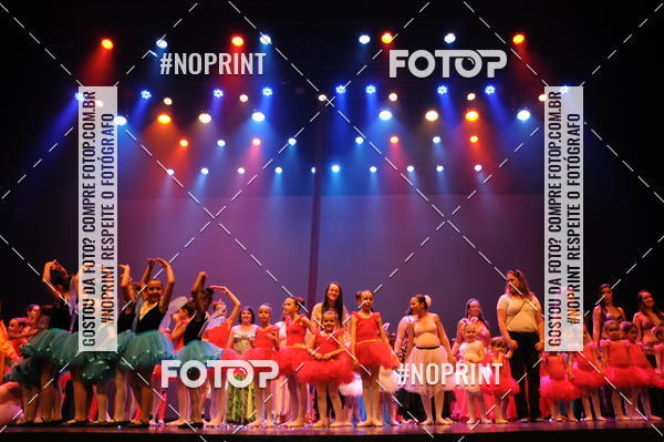 Buy your photos of the eventJardim Secreto - Espetaculo de Dana on Fotop