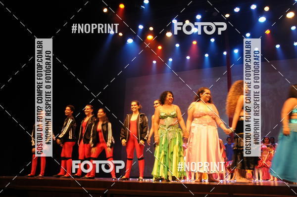 Buy your photos of the eventJardim Secreto - Espetaculo de Dana on Fotop