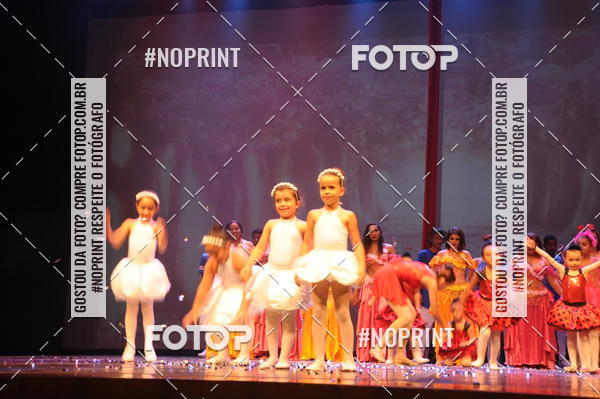 Buy your photos of the eventJardim Secreto - Espetaculo de Dana on Fotop