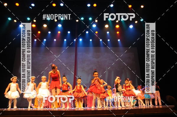 Buy your photos of the eventJardim Secreto - Espetaculo de Dana on Fotop